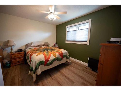 5011 49 Street, Consort, AB - Indoor Photo Showing Bedroom