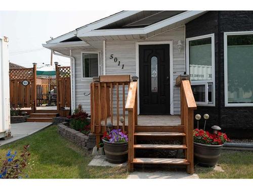 5011 49 Street, Consort, AB - Outdoor