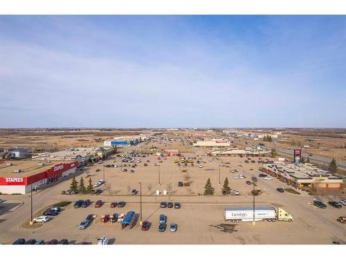 7303 44Th Street, Lloydminster, AB 