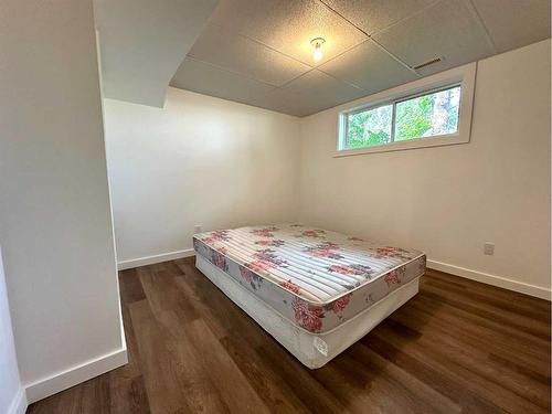 5147 55 Avenue, Edgerton, AB - Indoor Photo Showing Bedroom