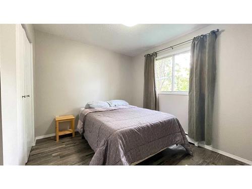 5340 52 Street, Provost, AB - Indoor Photo Showing Bedroom