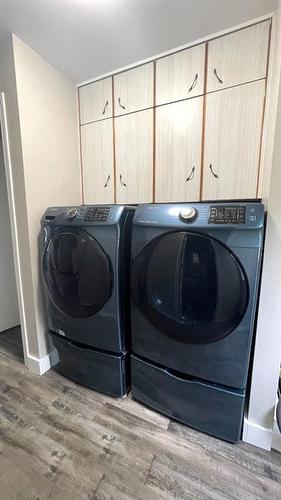 5340 52 Street, Provost, AB - Indoor Photo Showing Laundry Room