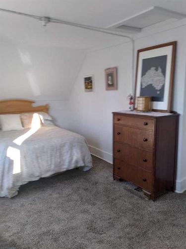 5310 46 Avenue, Vermilion, AB - Indoor Photo Showing Bedroom