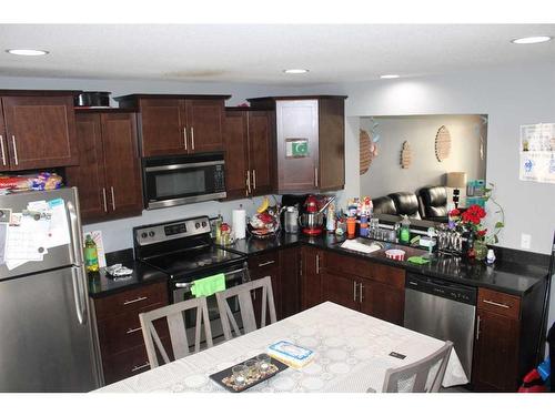 16-3390 72Nd Avenue, Lloydminster, AB - Indoor Photo Showing Kitchen With Stainless Steel Kitchen