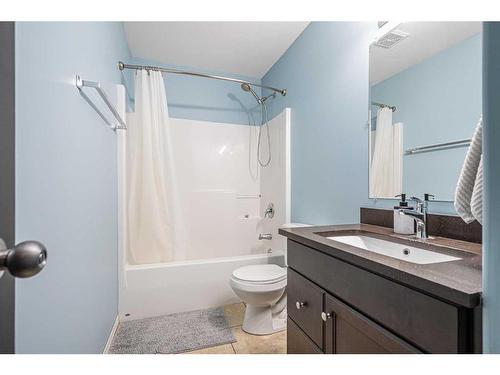 32-1809 47 Avenue, Lloydminster, SK - Indoor Photo Showing Bathroom