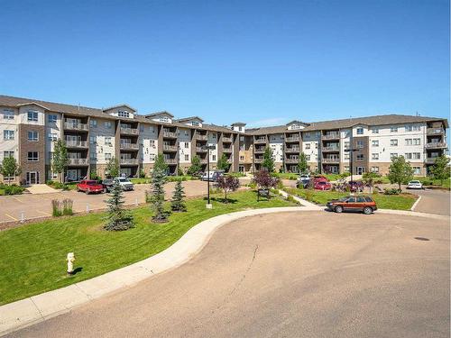 109-4102 69 Avenue, Lloydminster, AB - Outdoor With Facade