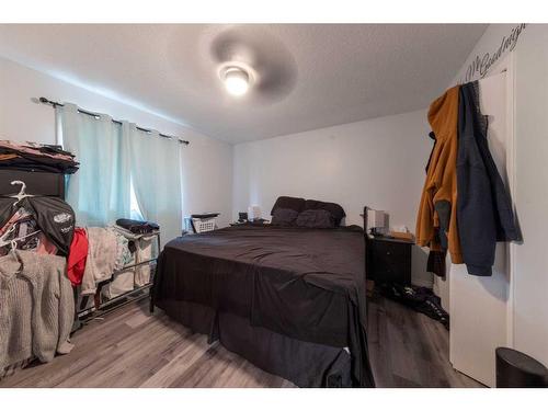 21 Silver Willow Estates 12 Cherry Lane Rr13, Rural Vermilion River, County Of, AB - Indoor Photo Showing Bedroom