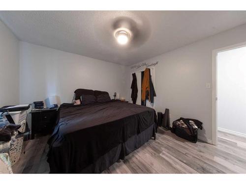 21 Silver Willow Estates 12 Cherry Lane Rr13, Rural Vermilion River, County Of, AB - Indoor Photo Showing Bedroom