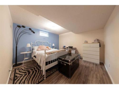 21 Silver Willow Estates 12 Cherry Lane Rr13, Rural Vermilion River, County Of, AB - Indoor Photo Showing Bedroom