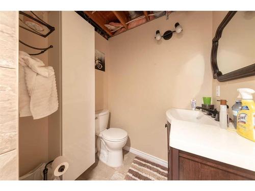 21 Silver Willow Estates 12 Cherry Lane Rr13, Rural Vermilion River, County Of, AB - Indoor Photo Showing Bathroom