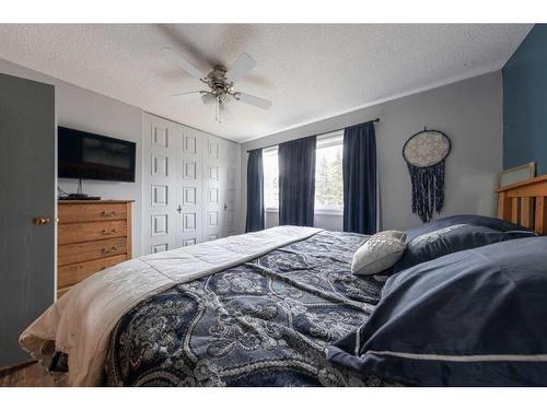 2909 47 Avenue, Lloydminster, SK - Indoor Photo Showing Bedroom