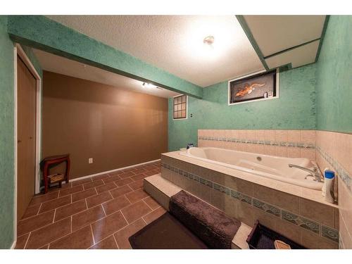 2909 47 Avenue, Lloydminster, SK - Indoor