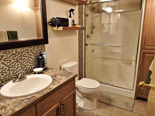 525066 Rr 53, Rural Vermilion River, County Of, AB - Indoor Photo Showing Bathroom