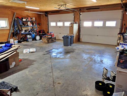 525066 Rr 53, Rural Vermilion River, County Of, AB - Indoor Photo Showing Garage