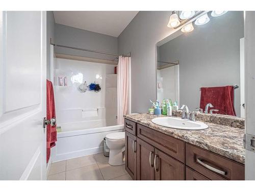 6016 17 Street, Lloydminster, AB - Indoor Photo Showing Bathroom