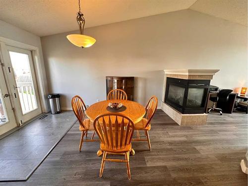 1145 25 Street, Wainwright, AB - Indoor Photo Showing Dining Room