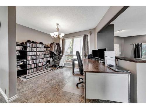 10 Centennial Drive, Lloydminster, AB - Indoor Photo Showing Office