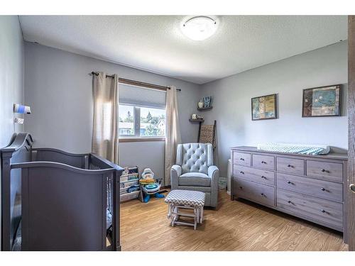 109 1 Street, Lashburn, SK - Indoor Photo Showing Bedroom