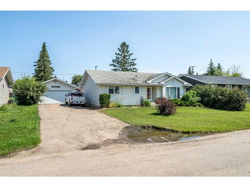 109 1 Street, Lashburn, SK - Outdoor With Facade