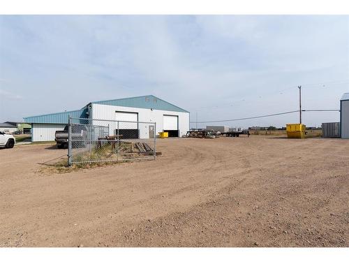 6001 52 Avenue, Lloydminster, AB 