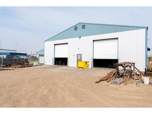 6001 52 Avenue, Lloydminster, AB 