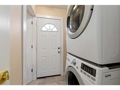 5724 47 Street, Lloydminster, AB - Indoor Photo Showing Laundry Room