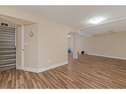 5724 47 Street, Lloydminster, AB - Indoor Photo Showing Other Room