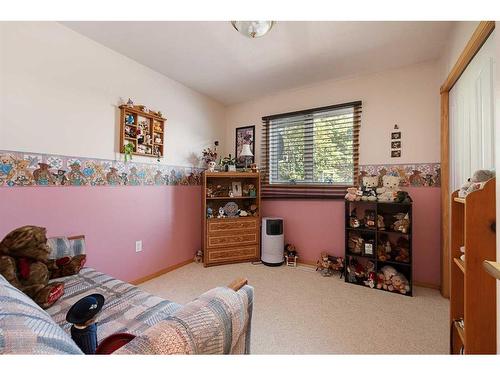 493084 Range Road 25, Rural Vermilion River, County Of, AB - Indoor Photo Showing Bedroom