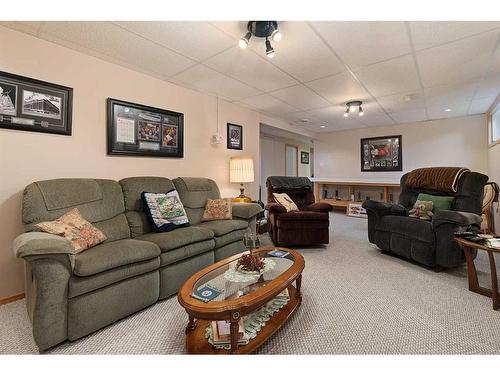 493084 Range Road 25, Rural Vermilion River, County Of, AB - Indoor Photo Showing Living Room