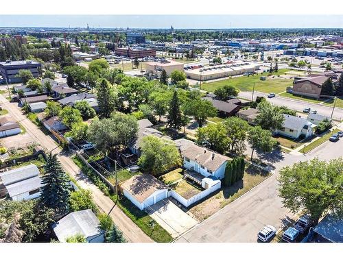 5220 46 Street, Lloydminster, AB - Outdoor With View