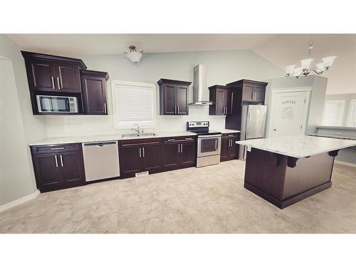 1301 55 Avenue, Lloydminster, AB - Indoor Photo Showing Kitchen With Double Sink With Upgraded Kitchen