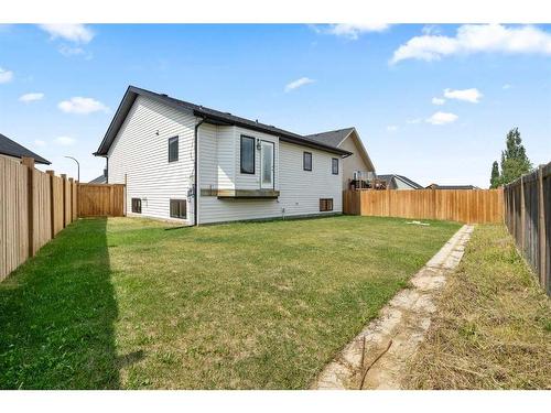 1301 55 Avenue, Lloydminster, AB - Outdoor