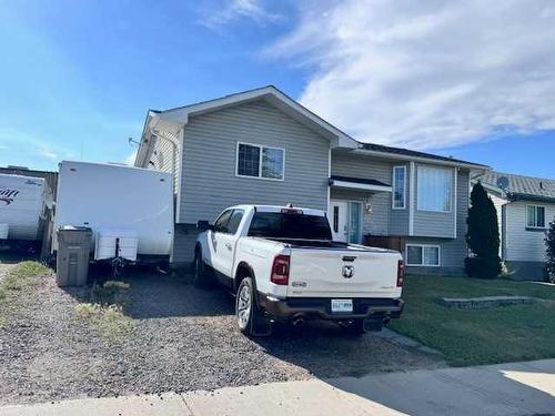 3006 49 Avenue, Lloydminster, SK - Outdoor