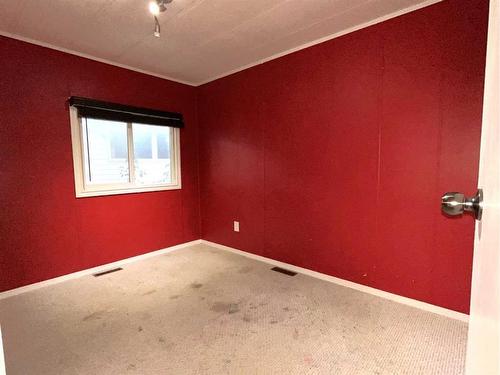 3009 51B Avenue, Lloydminster, AB - Indoor Photo Showing Other Room