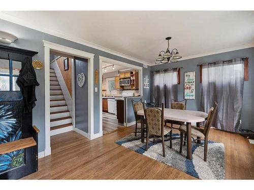 5619 50 Street, Lloydminster, AB - Indoor Photo Showing Dining Room