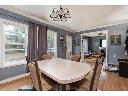 5619 50 Street, Lloydminster, AB - Indoor Photo Showing Dining Room