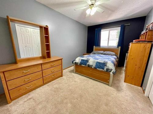 1837 10 Avenue, Wainwright, AB - Indoor Photo Showing Bedroom