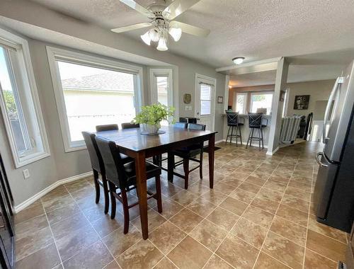 1837 10 Avenue, Wainwright, AB - Indoor Photo Showing Dining Room