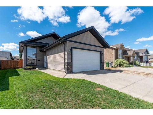 1404 47A Avenue, Lloydminster, SK - Outdoor