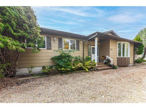 304 6 Avenue, Paradise Hill, SK - Outdoor