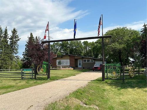 49425 Hwy 870, Innisfree, AB - Outdoor