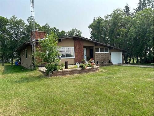 49425 Hwy 870, Innisfree, AB - Outdoor