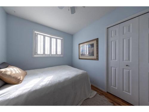 5307 26 Street Close, Lloydminster, AB - Indoor Photo Showing Bedroom