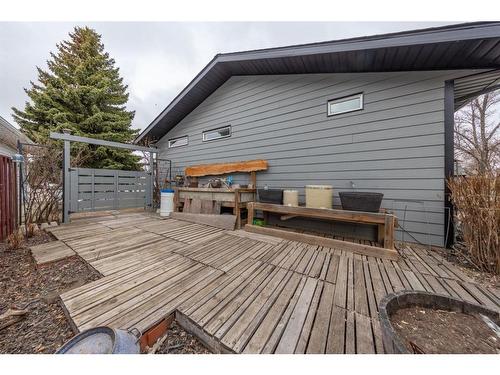 5307 26 Street Close, Lloydminster, AB - Outdoor With Deck Patio Veranda With Exterior