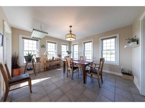 Ne-24-51-01-W4, Rural Vermilion River, County Of, AB - Indoor Photo Showing Dining Room