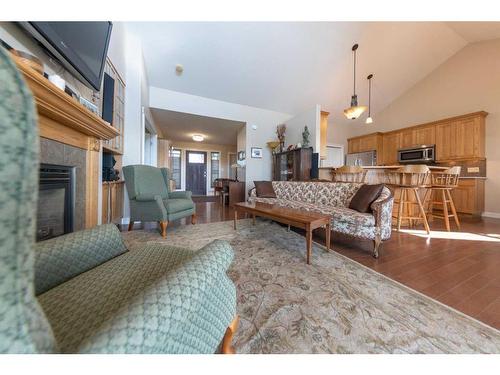 Ne-24-51-01-W4, Rural Vermilion River, County Of, AB - Indoor Photo Showing Living Room With Fireplace