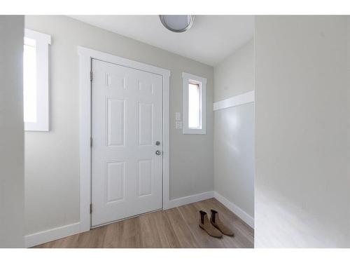 5314 49 Street, Lloydminster, AB - Indoor Photo Showing Other Room