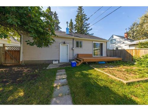 5314 49 Street, Lloydminster, AB - Outdoor