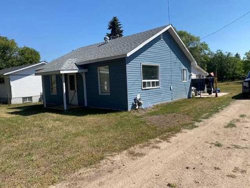 5305 51 Street, Edgerton, AB - Outdoor