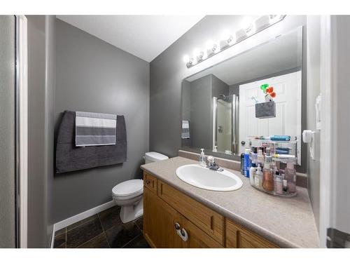 4007 67 Avenue, Lloydminster, AB - Indoor Photo Showing Bathroom